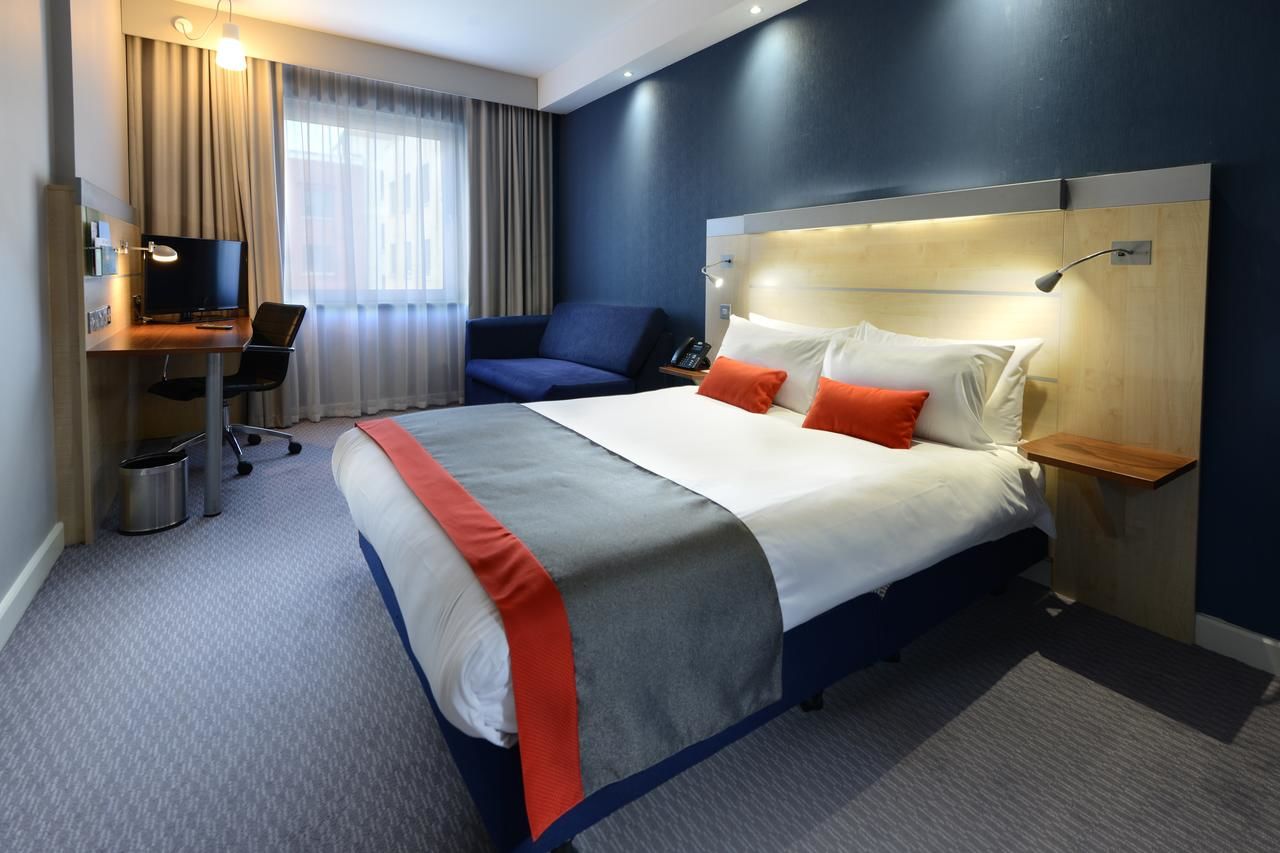 Отель Holiday Inn Express Dublin-Airport Сантри-41