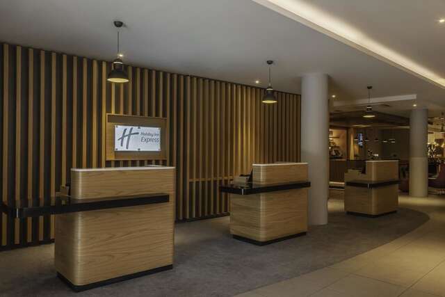 Отель Holiday Inn Express Dublin-Airport Сантри-31